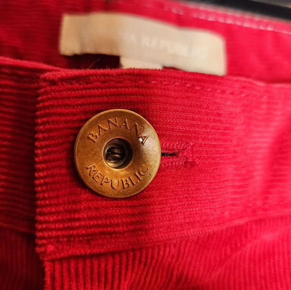 Banana Republic Red Corduroy pants. Size 31. - Picture 5 of 16